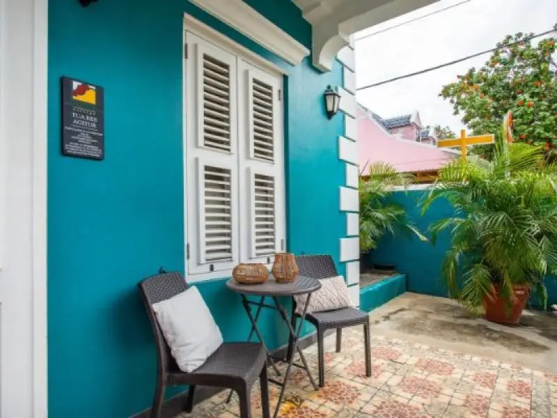 Deluxe Monumental Ground Floor Two Bedroom Apartment